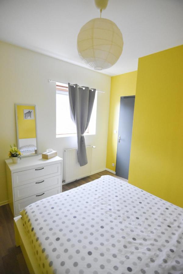 Appartement "Le Terminus " Gare-Cosy-Wifi 6 Personnes แซ็ง-ก็องแต็ง ภายนอก รูปภาพ